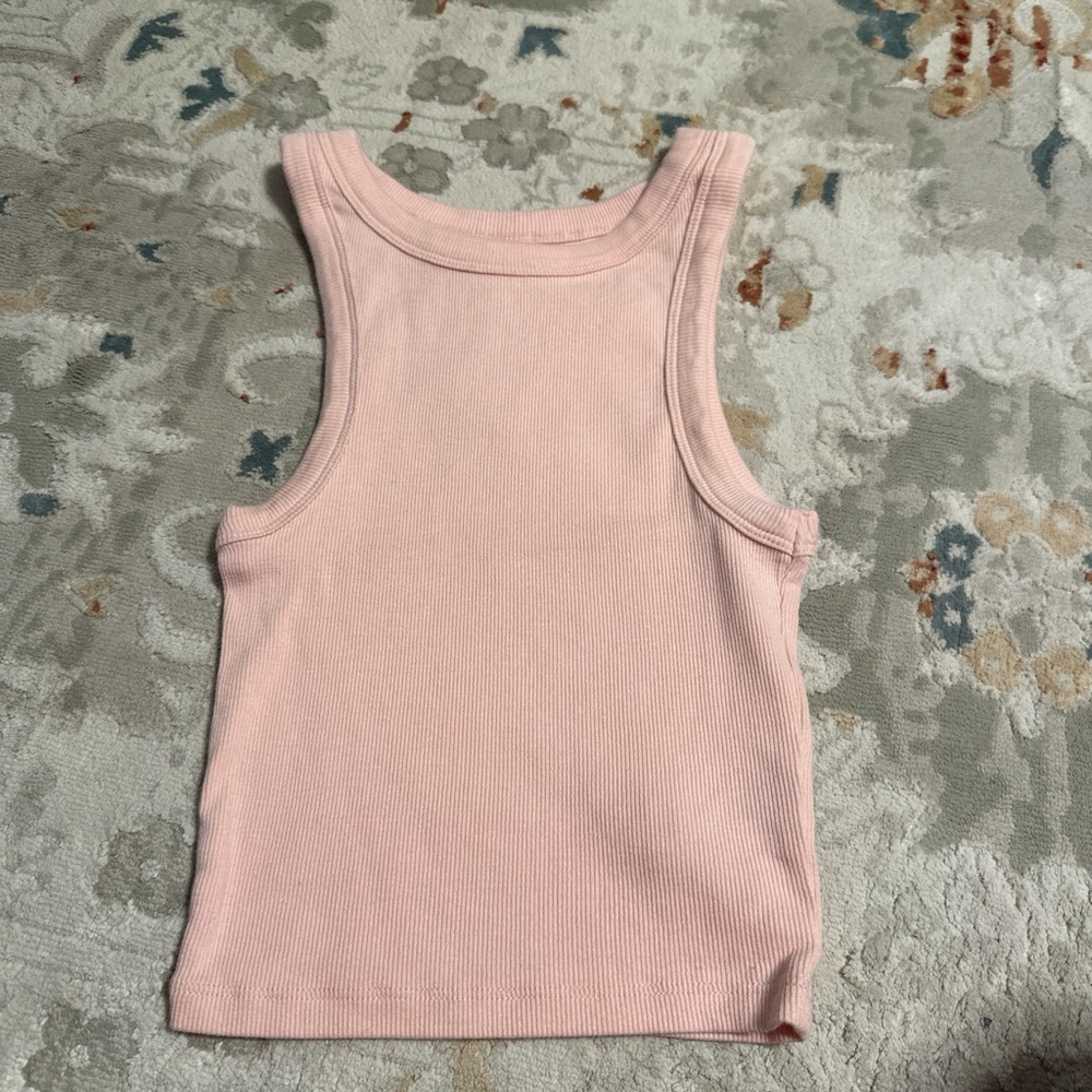 Pink tank
